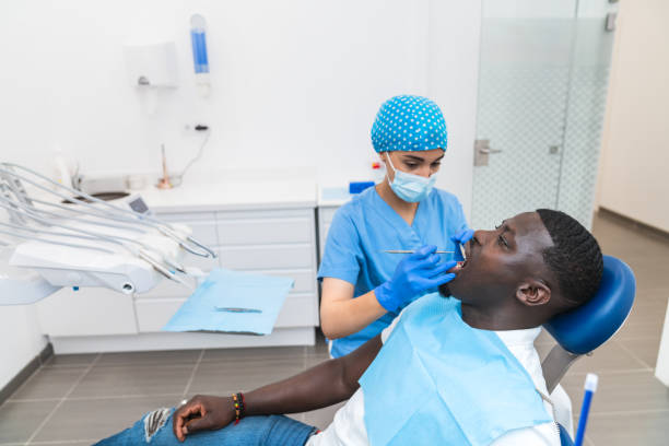Best Emergency Tooth Extraction in Le Roy, IL